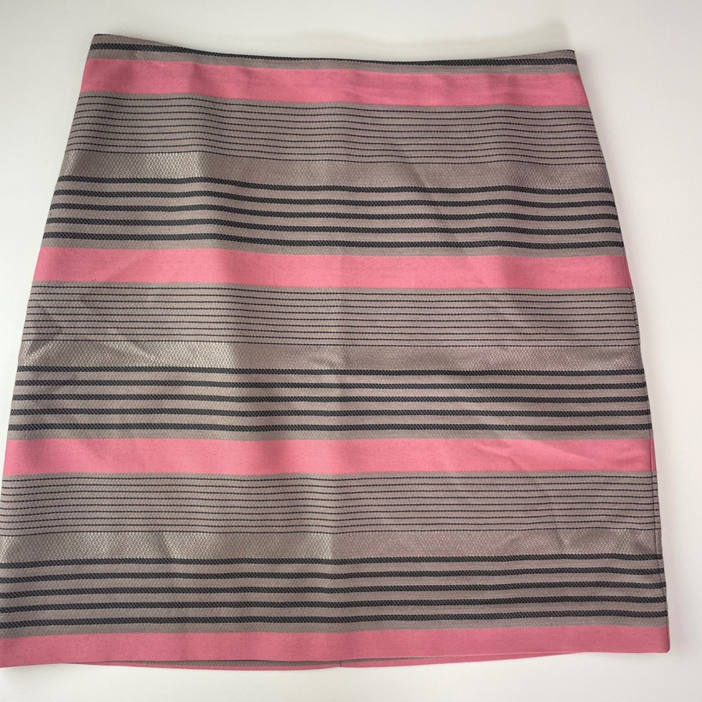 Ann Taylor Loft Pink Grey Striped A-Line Mini Skirt Size 4 Metallic Mixed‎ Media